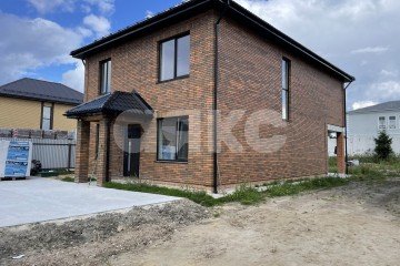 Фото №1: Коттедж 200 м² - дачный  Спутник, ул. Звёздная