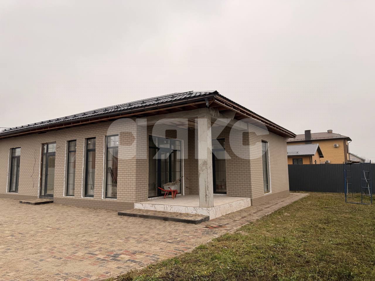 Фото №2: Дом 176 м² + 8 сот. - Софьино